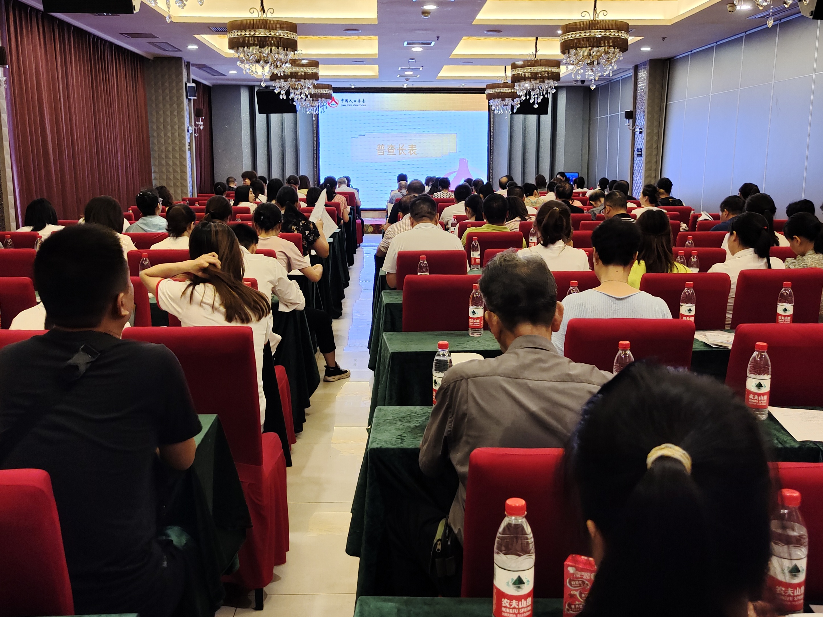 湖南華輝會(huì)計(jì)師事務(wù)所有限責(zé)任公司,湖南正德能達(dá)資產(chǎn)評(píng)估有限公司,財(cái)務(wù)審計(jì),工程造價(jià),記帳報(bào)稅,資產(chǎn)評(píng)估,湖南財(cái)務(wù)管理哪家好