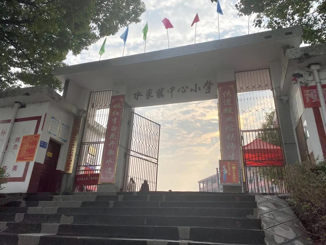 湖南華輝會(huì)計(jì)師事務(wù)所有限責(zé)任公司,湖南正德能達(dá)資產(chǎn)評(píng)估有限公司,財(cái)務(wù)審計(jì),工程造價(jià),記帳報(bào)稅,資產(chǎn)評(píng)估,湖南財(cái)務(wù)管理哪家好