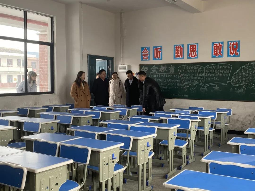 湖南華輝會(huì)計(jì)師事務(wù)所有限責(zé)任公司,湖南正德能達(dá)資產(chǎn)評(píng)估有限公司,財(cái)務(wù)審計(jì),工程造價(jià),記帳報(bào)稅,資產(chǎn)評(píng)估,湖南財(cái)務(wù)管理哪家好