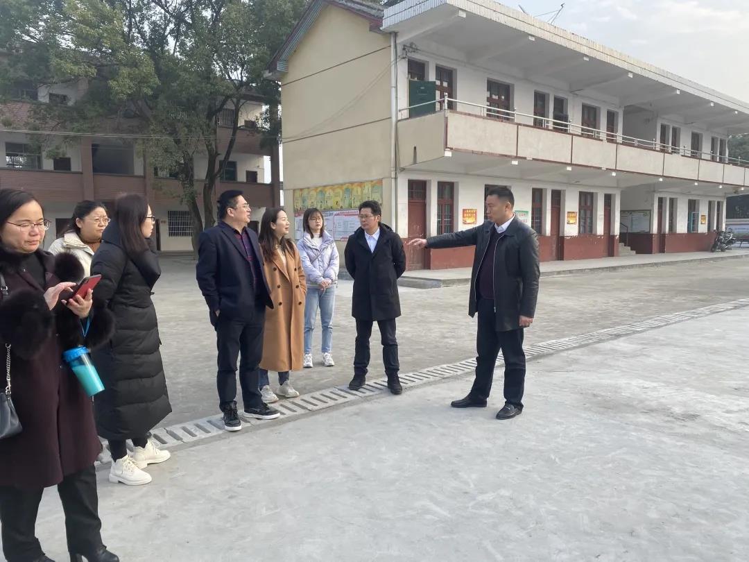湖南華輝會(huì)計(jì)師事務(wù)所有限責(zé)任公司,湖南正德能達(dá)資產(chǎn)評(píng)估有限公司,財(cái)務(wù)審計(jì),工程造價(jià),記帳報(bào)稅,資產(chǎn)評(píng)估,湖南財(cái)務(wù)管理哪家好
