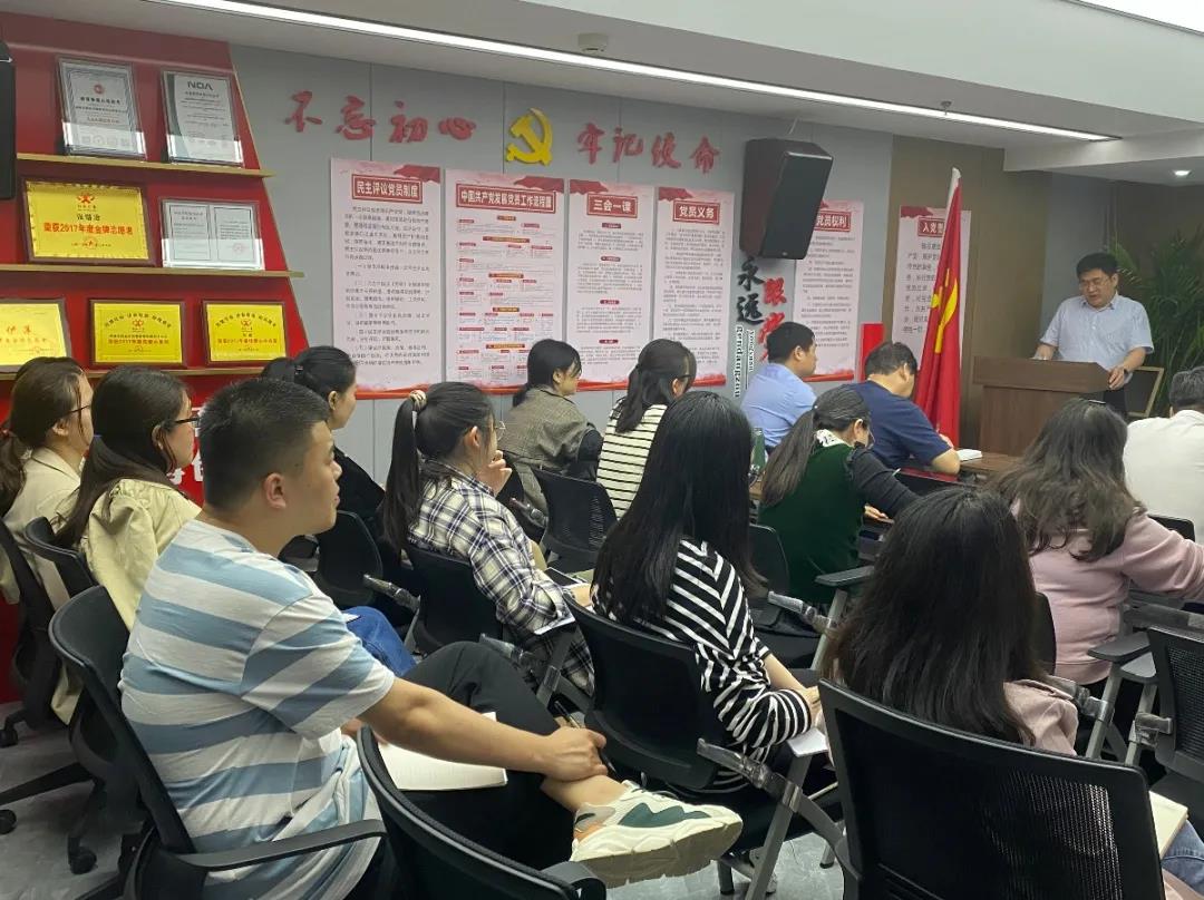 湖南華輝會計(jì)師事務(wù)所有限責(zé)任公司,湖南正德能達(dá)資產(chǎn)評估有限公司,財(cái)務(wù)審計(jì),工程造價(jià),記帳報(bào)稅,資產(chǎn)評估,湖南財(cái)務(wù)管理哪家好