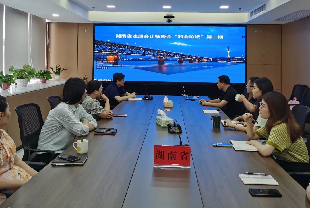 財(cái)務(wù)審計(jì)、工程造價(jià)、記帳報(bào)稅、資產(chǎn)評(píng)估、地方政府專項(xiàng)債