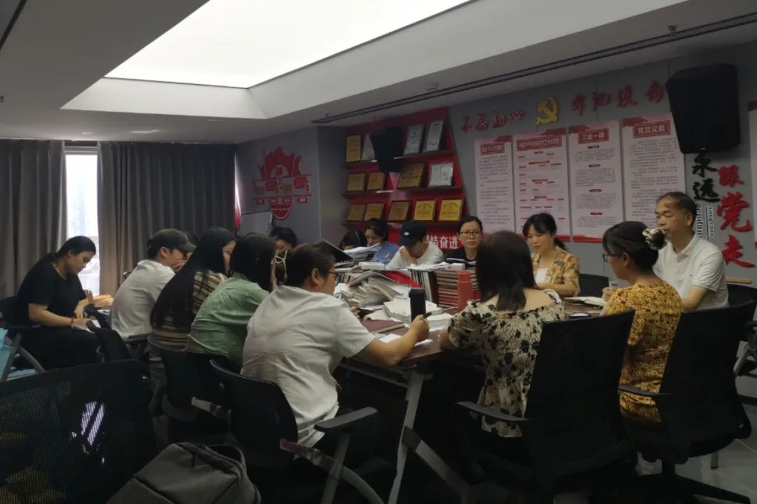 財(cái)務(wù)審計(jì)、工程造價(jià)、記帳報(bào)稅、資產(chǎn)評(píng)估、地方政府專項(xiàng)債